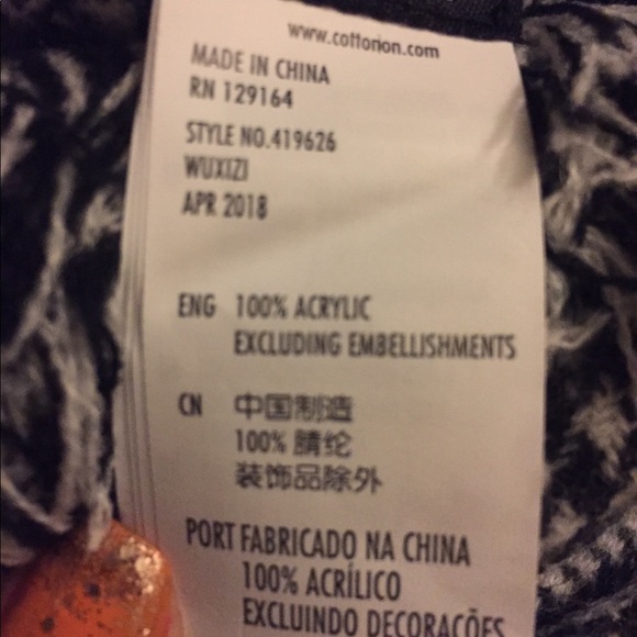 COTTON ON Black & White Large 58x58 Soft Scarf BNWT 💥1 Left💥 - Picture 5 of 8